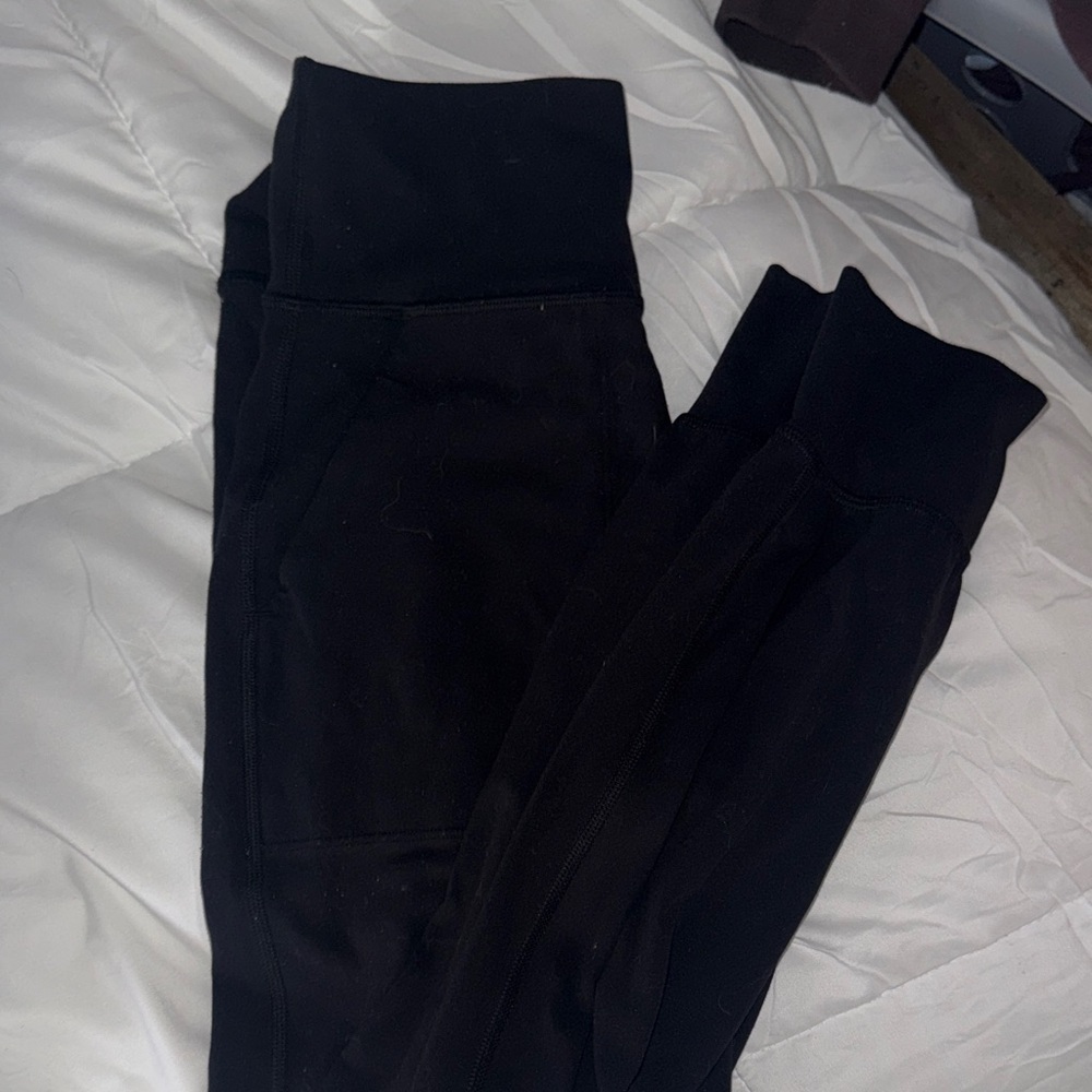 LULU joggers